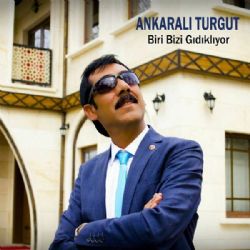Biri Bizi Gıdıklıyor