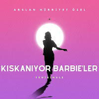 Kıskanıyor Barbieler