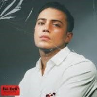 İKİ DELİ