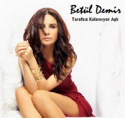 Tarafsız Kalamıyor Aşk