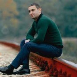 Gözlerim Yollardadır