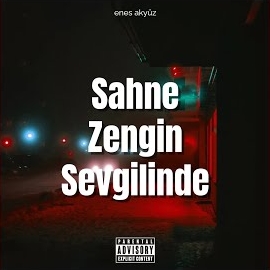 Sahne Zengin Sevgilinde