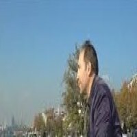 Kırmızı Gülün Alı Var