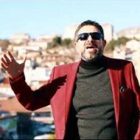 Al Yazması Var Başında