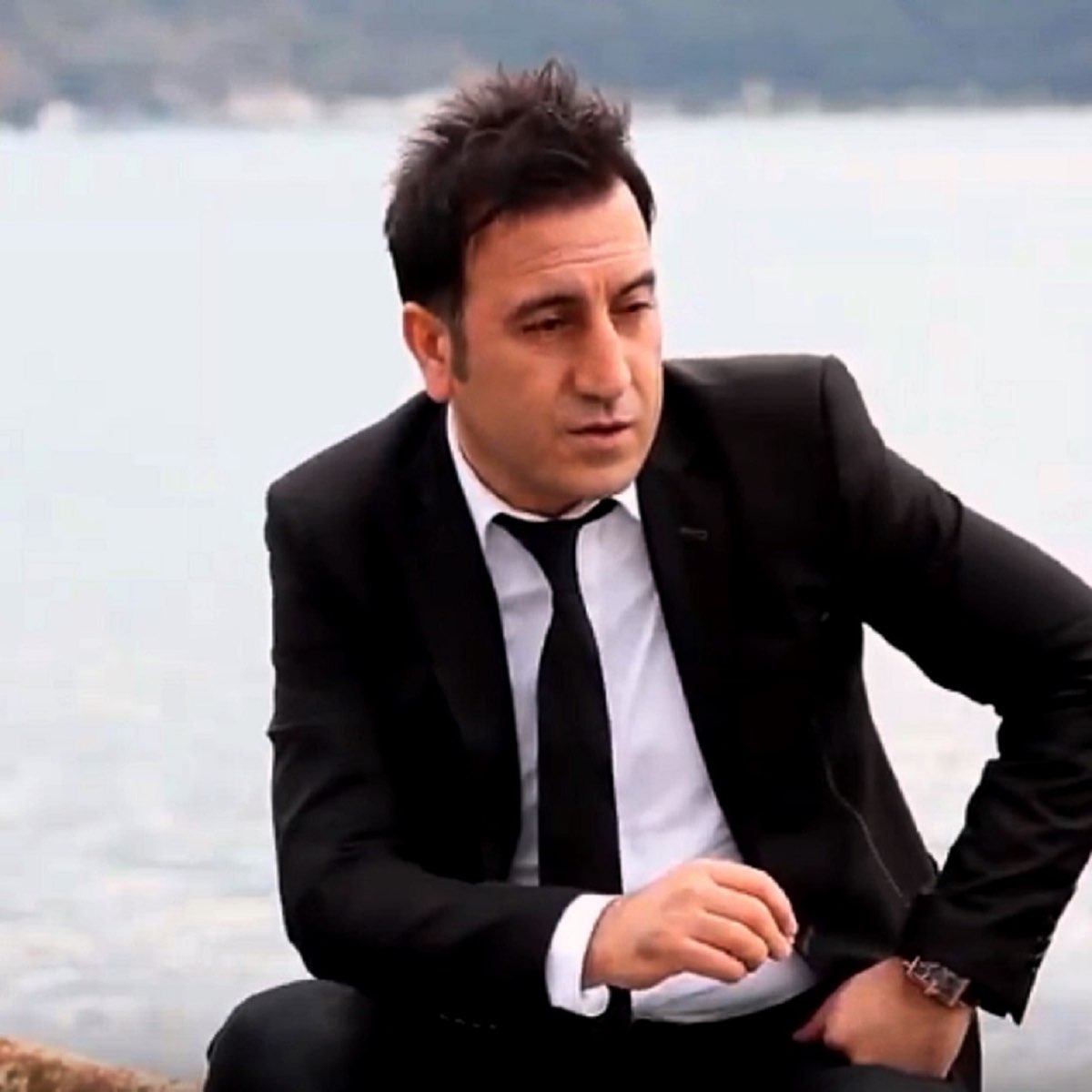 Yeter Dön Gel