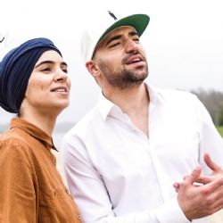 Sie Liegt In Meinen Armen
