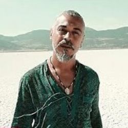 Dostum
