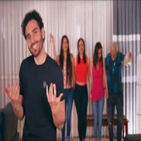 Halaya Ben De Girdim